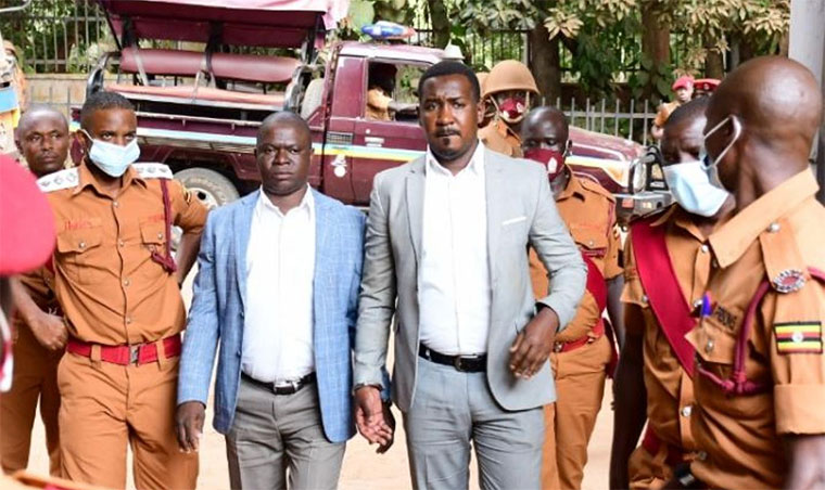 Ssegirinya and Ssewanyana arrive at Court in the past/ Photo: Observer
